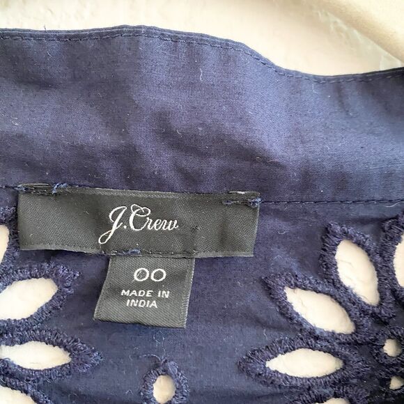 J CREW Women's Navy Eyelet Funnel Neck Long Sleeve Scallop Edge Blouse sz 00 - Picture 5 of 9